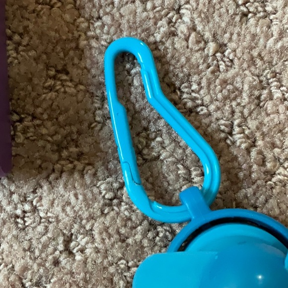 🌷O2COOL ASSORTED POCKET FANS WITH CLIP NWT - Picture 3 of 3